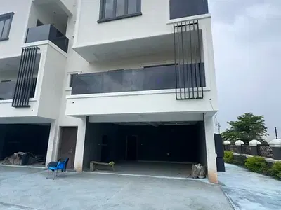 5-Bedroom Luxury Terraced Duplex — Guzape District, Abuja