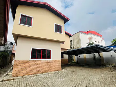 5 Bedroom Fully Detached Duplex with 1 Bedroom Guest Chalet and 2 BQ — Wuse 2, Abuja