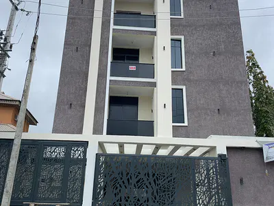 2 Bedroom Apartment, Elevator and Gym — Lekki, Lagos