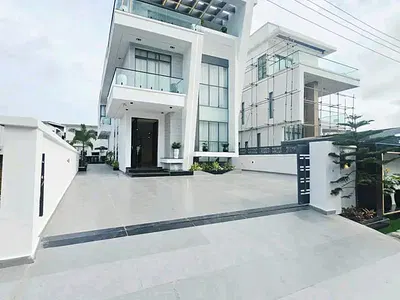 5 Bedroom Luxury Detached Duplex — Osapa, Lekki, Lagos