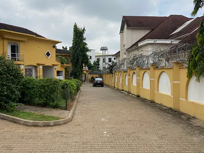 5 Bedroom Duplex with a Personal Gym and Swimming Pool for Everyone. — Maitama District, Abuja