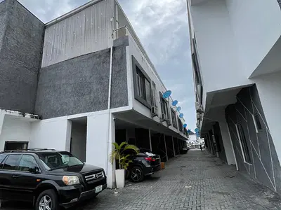 3-Bedroom Penthouse/Apartment — Lekki, Lagos