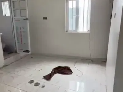 A Decent Lovely Mini Flat — Off Pedro Road, Shomolu, Lagos