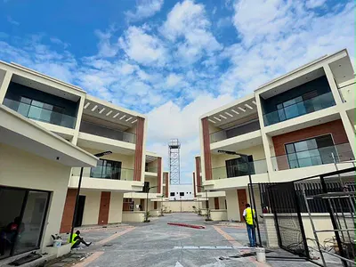 Luxury 5-Bedroom Houses with 2-Room Boys' Quarters, Office Space — Old Ikoyi, Ikoyi, Lagos