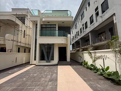 5 Bedroom Fully Detached Duplex — Lekki, Lagos
