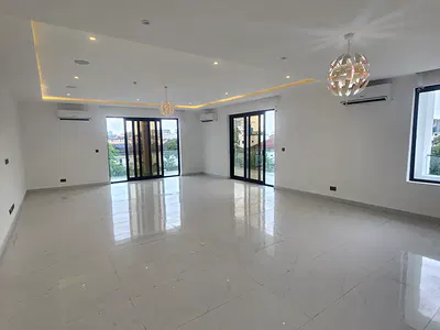 Luxury 4-Bedrooms Maisonette Duplex — Ikoyi, Lagos