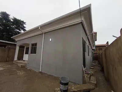 1 Bedroom Self Contain Apartment — Barika Junction, Opposite Ui 2nd-Gate, Ibadan, Oyo