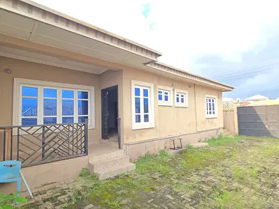 3 Bedroom Semi-Detached Bungalow — Temidire Estate, Ologuneru Area, Off Eleyele–ologuneru Road, Ibadan., Ologuneru, Ibadan, Oyo