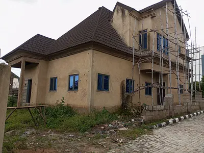 Carcas of 3-Bedroom Detached Bungalow with Penthouse Video Available — Topmoj Luxury Homes, Phase 1, Lugbe District, Abuja