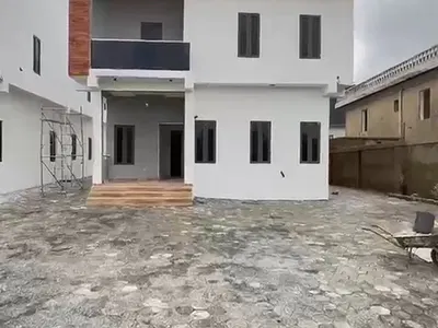 4 Bedroom Detached Duplex — Guzape District, Abuja