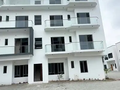 1 Bedroom Apartment — Lekki, Lagos
