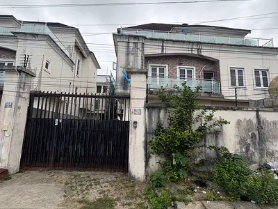 7 Bedroom Detached House — Lekki, Lagos