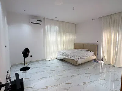 Luxury 2 Bedroom Apartment with Swimming Pool and Gym — Lekki, Lagos
