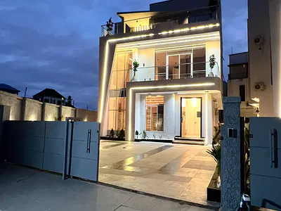 5 Bedroom Detached Duplex with Pool, Cinema and Gym — Lekki, Lagos