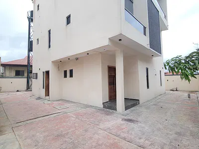 Standard and Spacious 4 Bedroom Duplex — New Road, Lekki, Lagos