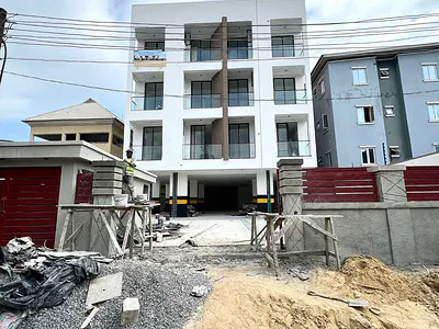 2 Bedroom Apartment with Elevator and Gym — Lekki, Lagos
