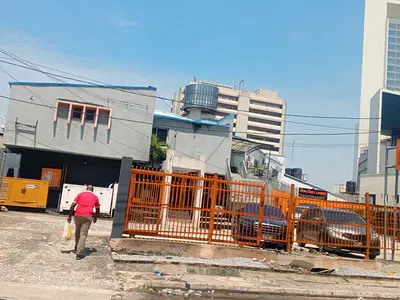 13 Bedroom Detached House with Boys Quarter — Victoria Island (VI), Lagos