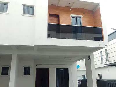 Luxury 3 Bedroom Luxury Terraced Duplex with Excellent Facility — Lekki, Lagos