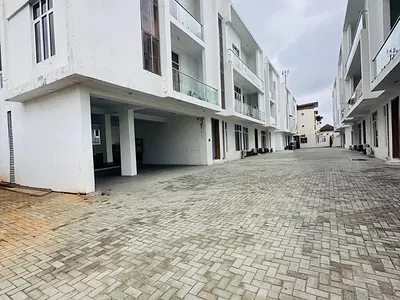 *furnished 2 Bedroom Apartment* — Lekki, Lagos