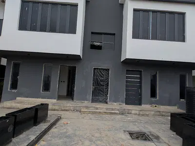 ️ 5 Bedroom Penthouse Maisonette — Lekki, Lagos