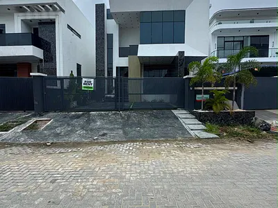 Spacious 4 Bedroom Fully Detached Duplex — Orchid, Lekki, Lagos