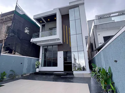 Stunning 5 Bedroom Fully Detached Duplex with Contemporary Finishing. — Lekki, Lagos