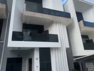 4 Bedroom Terraced Duplex — Main Asokoro, Asokoro District, Abuja