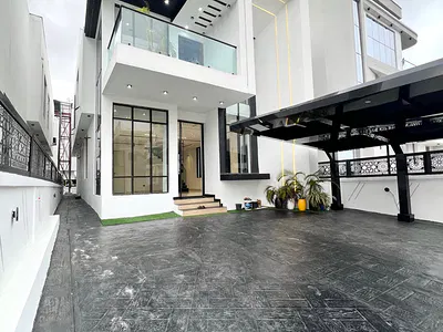 5 Bedroom Detached Duplex with Swimming Pool & BQ — Chevron, Lekki, Lagos