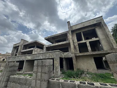 Carcass of 5 Bedroom Mansion in the Best Neighborhood — Idris St, Asokoro District, Abuja