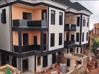 7 Bedroom Houses with BQ — Magodo, Lagos