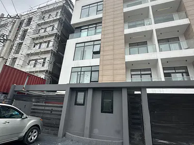 3 Bedroom Apartment with BQ and Rooftop Bar — Lekki, Lagos