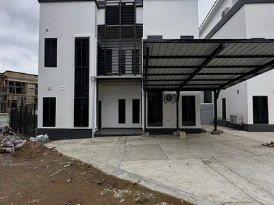 4 Bedroom Detached Duplex with Boys Quarters — Guzape District, Abuja