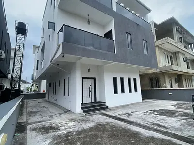 5 Bedroom Fully Detached Duplex — Lekki, Lagos