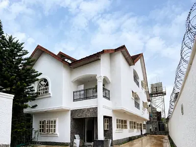 5 Bedroom Semi-Detached Duplex — Ikoyi, Lagos