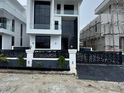 Exquisite and Spacius Hell 5 Bedroom Detached Duplex with BQ — Lekki, Lagos