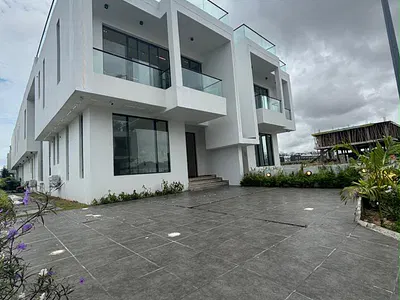 Majestic 5 Bedroom Semi-Detached Duplex with BQ in a Prime Estate — Lekki, Lagos