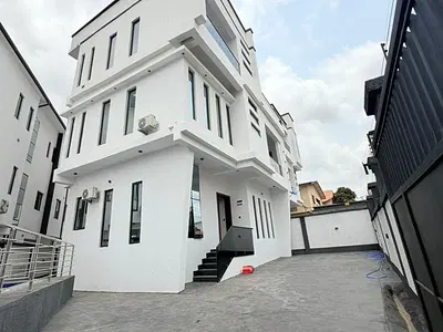 5 Bedroom Detached Duplex with BQ — GRA, Magodo, Lagos
