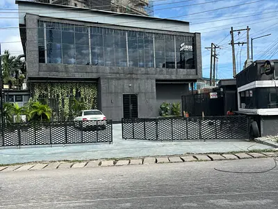 6 Bedroom Fully Detached House with BQ — Victoria Island (VI), Lagos