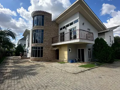 5 Bedroom Semi-Detached Duplex — Wuye, Abuja