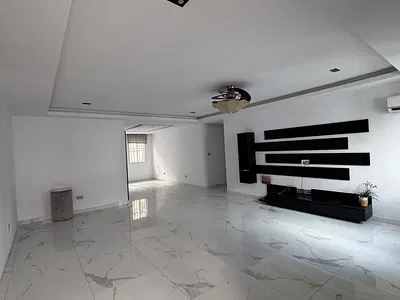 3 Bedroom Apartment with BQ, 24 Hours Light, Elevator, Call to Access. — Ikoyi, Lagos
