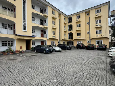 3 Bedroom Apartment with Steady Light — Lekki, Lagos
