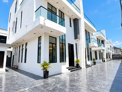 5 Bedroom Semi-Detached Duplex — Lekki, Lagos