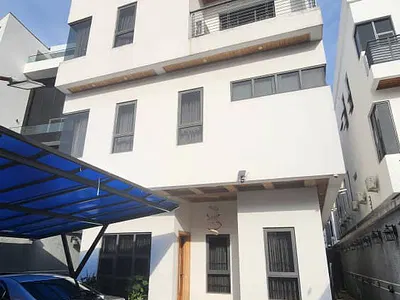 5-Bedrooms Fully Detached Duplex with BQ — Lekki, Lagos