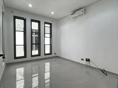 6-Bedroom Fully Detached Duplex — Ikoyi, Lagos