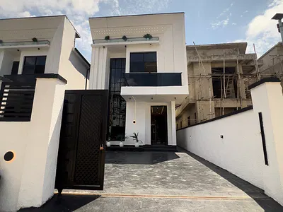 5 Bedroom Detached Home with Swimming Pool — VGC, Lekki, Lagos