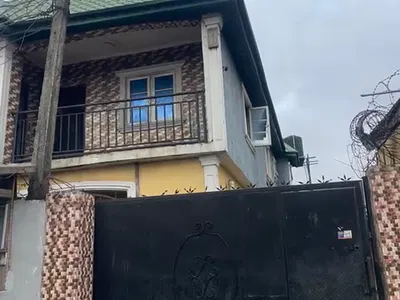 Demolishable Storey Building Sitting on 331SQM — Yaba, Lagos