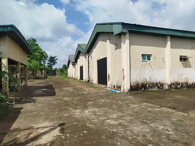 2 Nos Warehouse Bays + 4-Bed Bungalow Office Block — Proda Road Enu-Ai Expressway, Sunrise Estate Axis, Enugu, Enugu