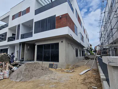 Brand New Spacious and Well Finished 4-Semi Detached House +BQ & Pool — Banana Island, Ikoyi, Lagos