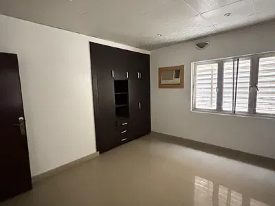 3 Bedroom Apartment — Ikoyi, Lagos