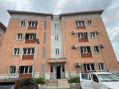 3 Bedroom Flat — Fashola Estate, Iponri, Surulere, Lagos